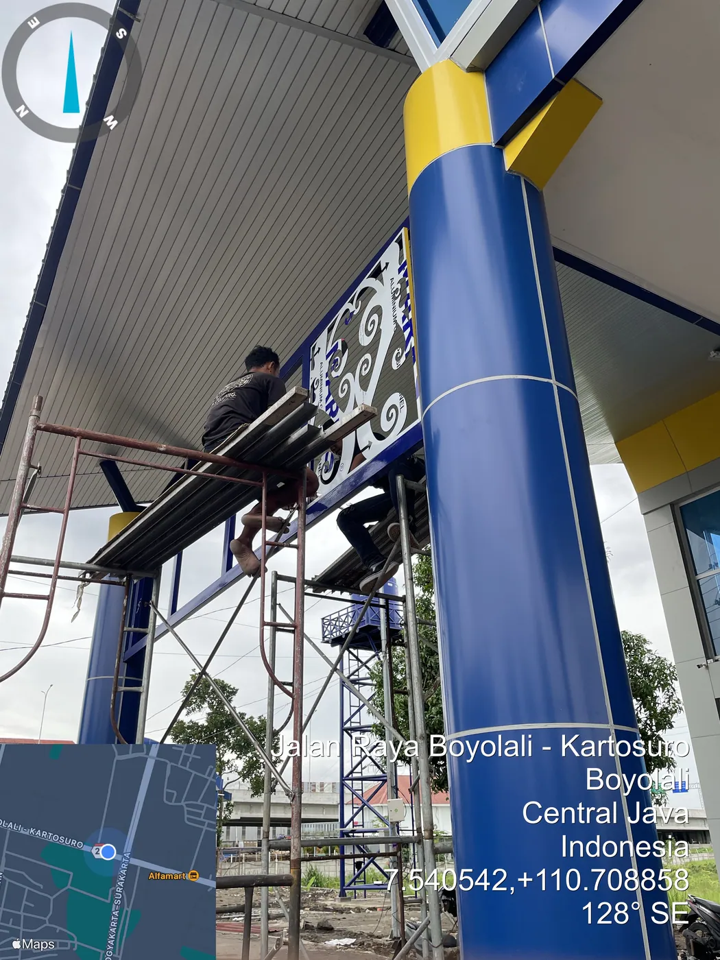 Pemasangan ACP Jembatan Timbang