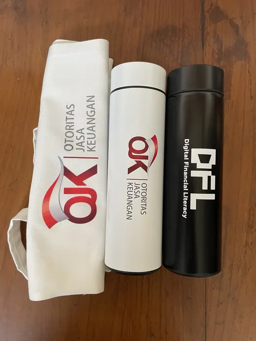 Merchandise OJK DFL