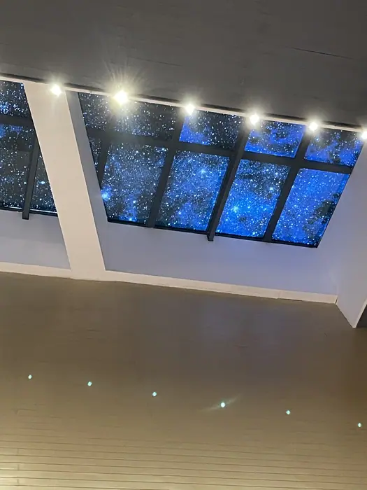 Stiker Kaca Skylight Tahir Solo Museum